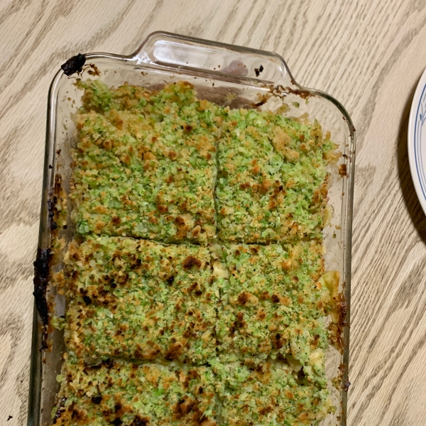 Cheesy Bacon Pasta Bake with Broccoli Crumble