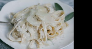 Lighter Fettuccine Alfredo with Greek Yogurt