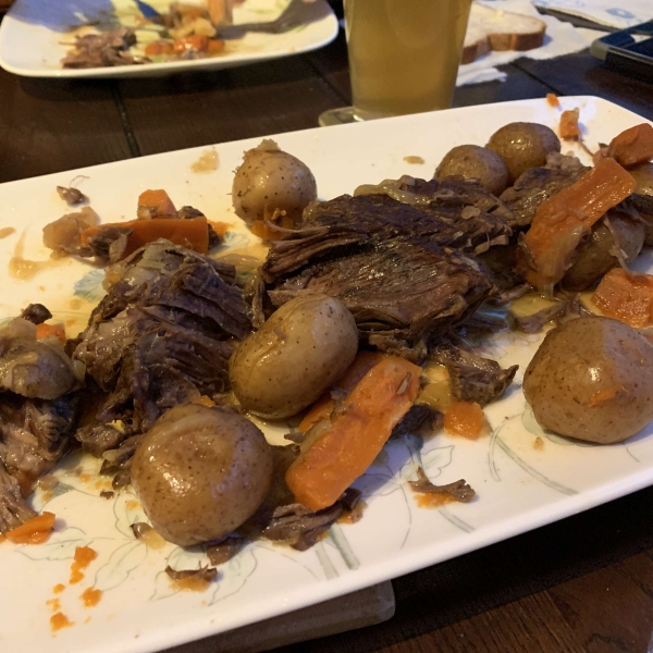 Instant Pot Pot Roast with Potatoes and Carrots