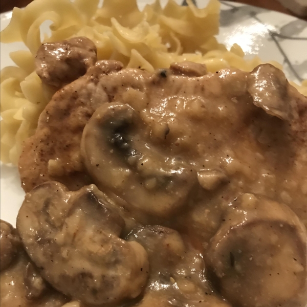 Pork Chops With Mushroom Gravy