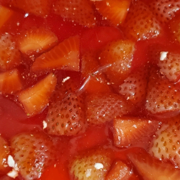 Old-Fashioned Strawberry Pretzel Salad