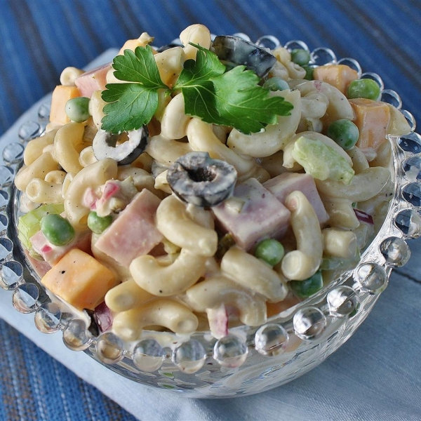 Delicious Macaroni Salad