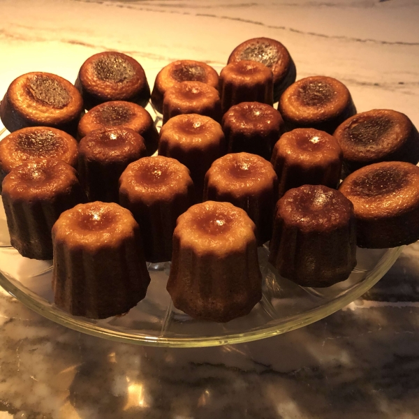 Canelés de Bordeaux