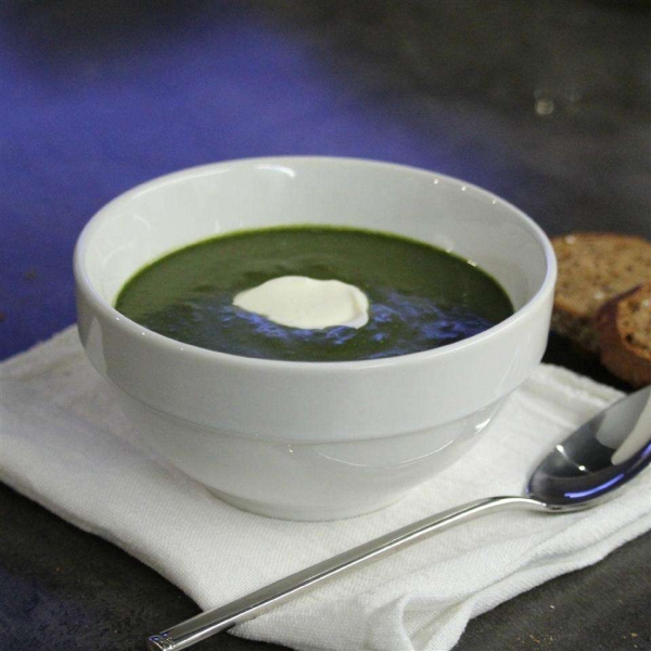 Cauliflower Stalk Puree with Spinach - the Super Soup