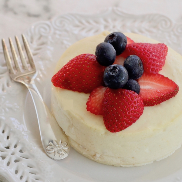 Low-Carb, Sugar-Free Instant Pot Cheesecake
