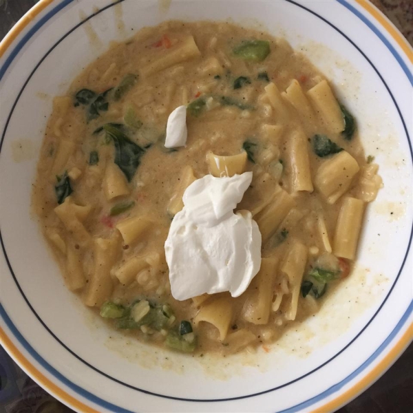 Spicy Mac and Cheese Soup