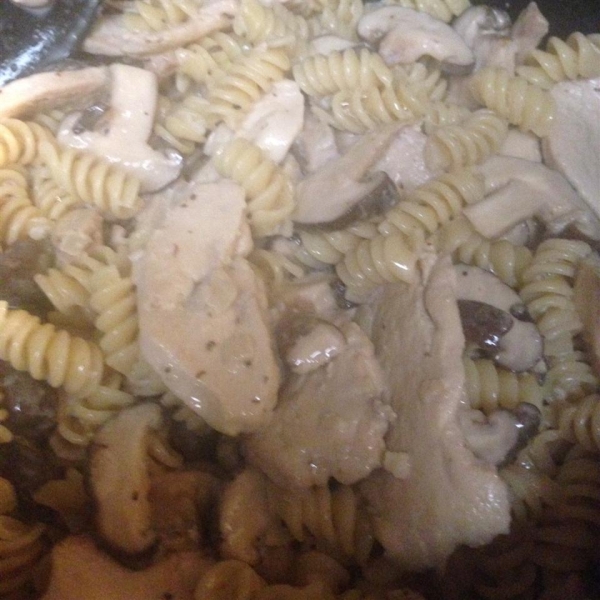 Pasta with Chicken Mushroom Cream Sauce