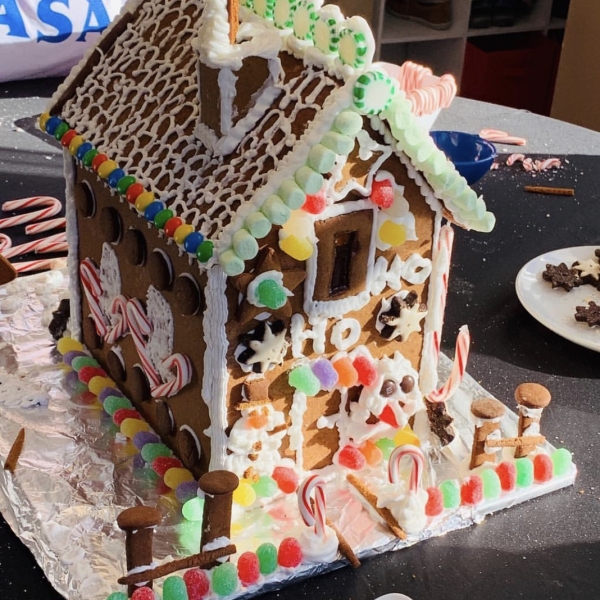 Christmas Gingerbread House