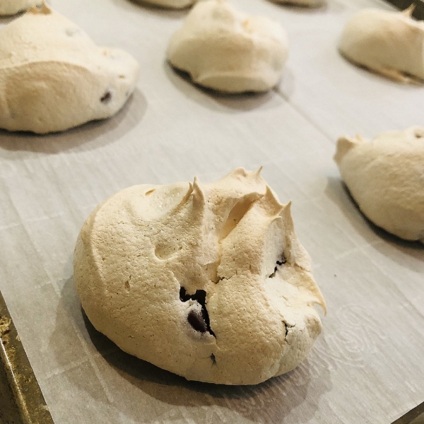 Chocolate Chip Meringue