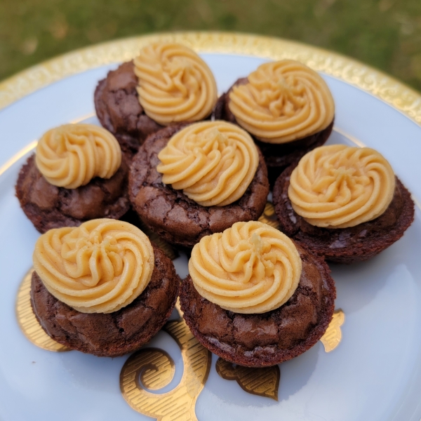 Brownie Bites with Peanut Butter Frosting