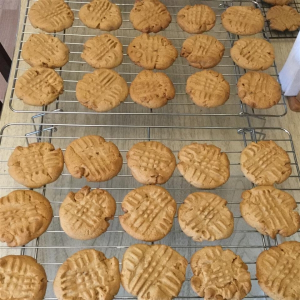 Old Fashioned Peanut Butter Cookies