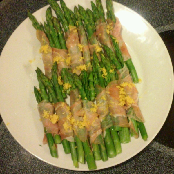 Cold Asparagus with Prosciutto and Lemon