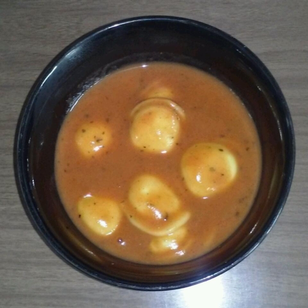 Minute Tomato Soup with Tortellini