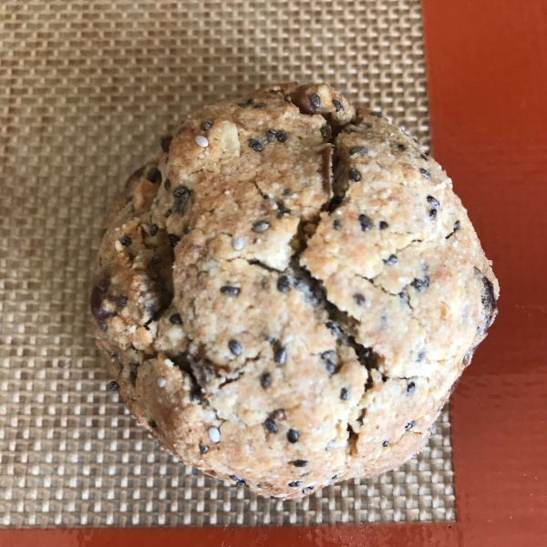 Paleo Almond Date Cookies