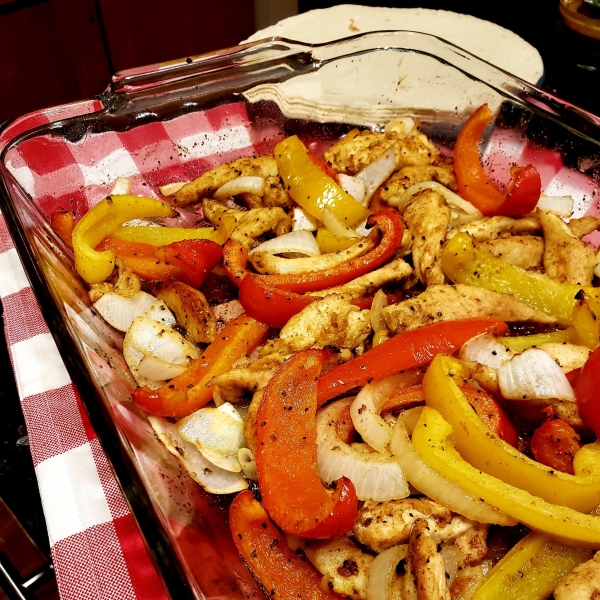 Oven-Baked Chicken Fajitas