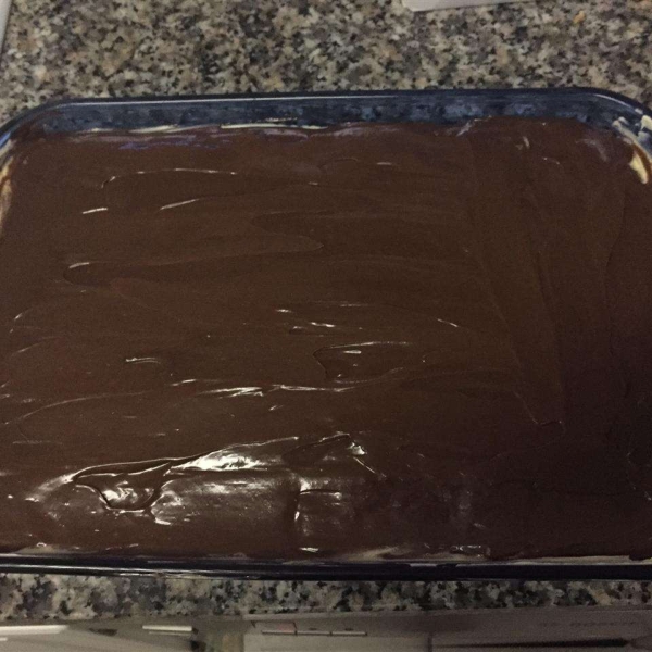 Chocolate Éclair Cake