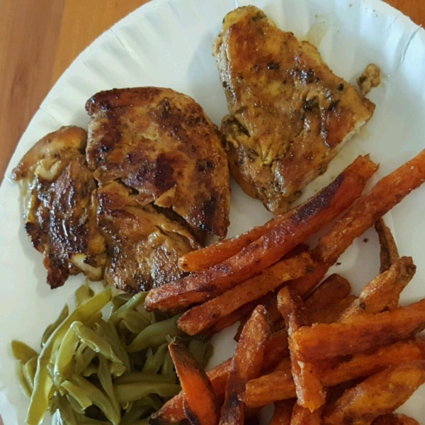 Bessy's Zesty Grilled Garlic-Herb Chicken