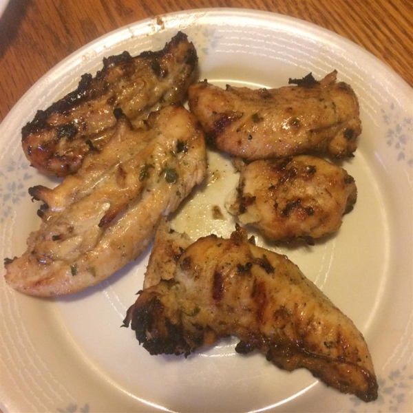 Bessy's Zesty Grilled Garlic-Herb Chicken