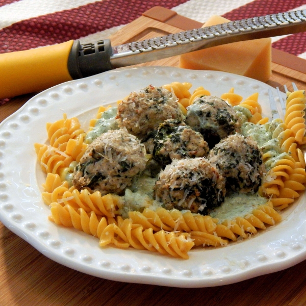 Turkey Pesto Meatballs