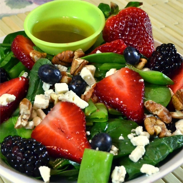 Sugar Snap Pea and Berry Salad