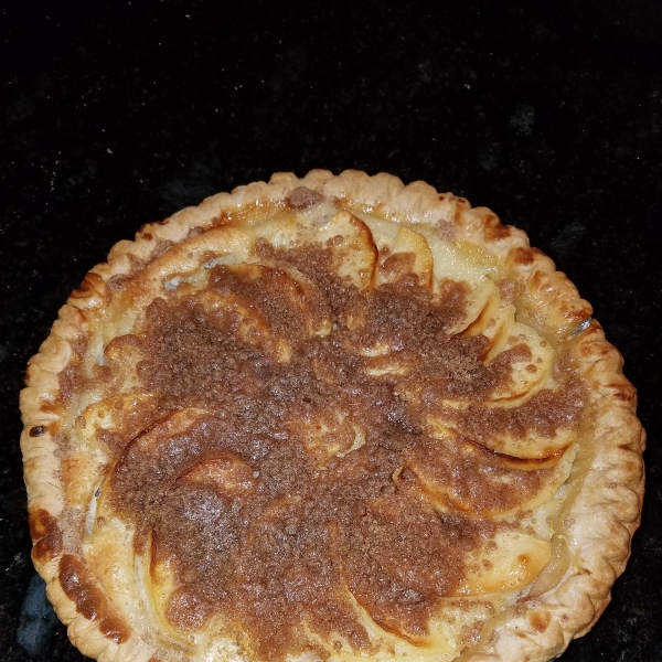 Sour Cream Apple Pie Deluxe