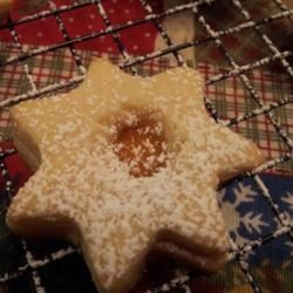 Raspberry Star Cookies