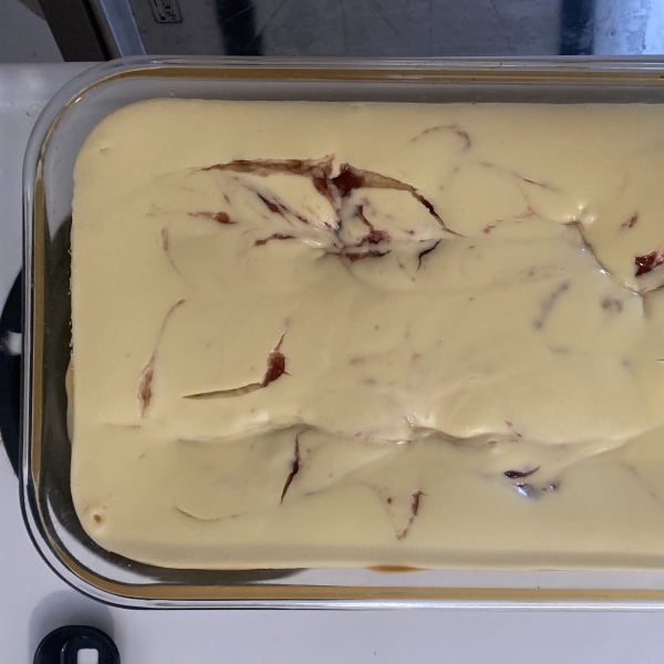PHILADELPHIA New York-Style Strawberry Swirl Cheesecake