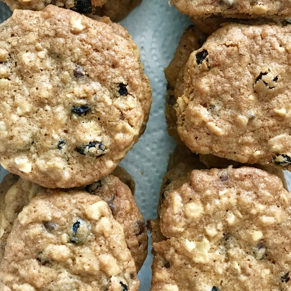 Sunflower Oatmeal Cookies