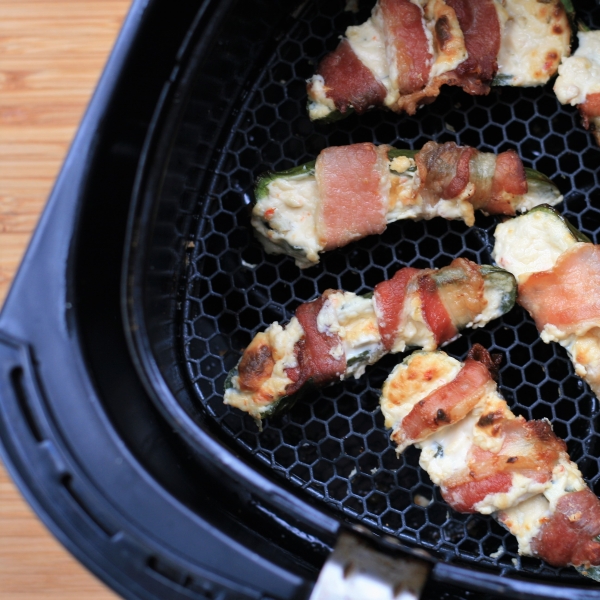 Keto Air Fryer Jalapeno Poppers