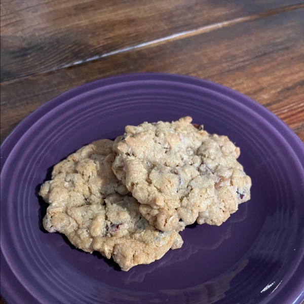 Oatmeal Craisin Cookies