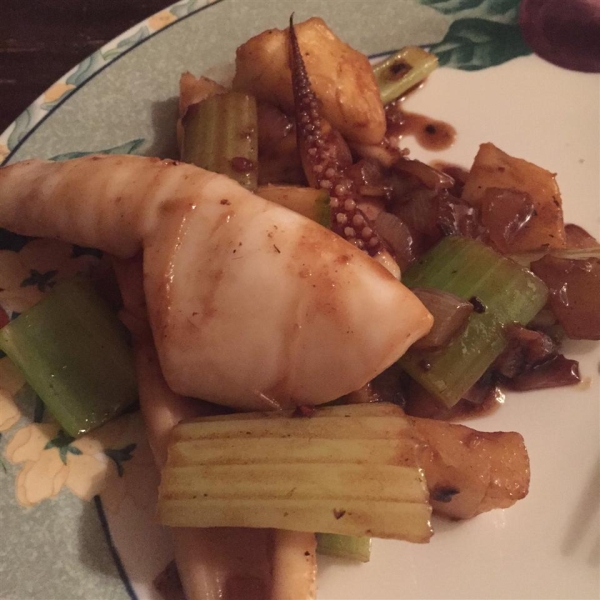 Fried Squid with Pineapple (Muc Xao Thom)