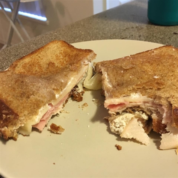 Grilled Chicken Cordon Bleu Sandwiches