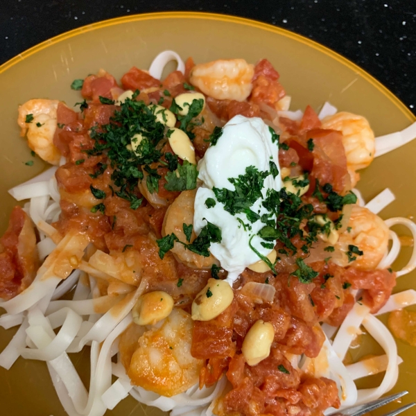Spicy Peanut Shrimp Rice Noodles