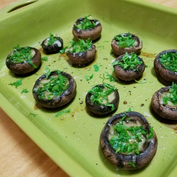 Garlic-Butter Roasted Mushrooms