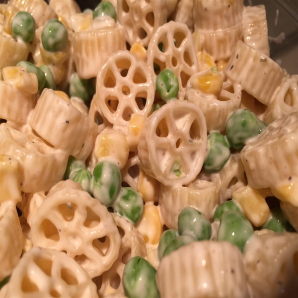 Pasta Salad with Peas and Corn