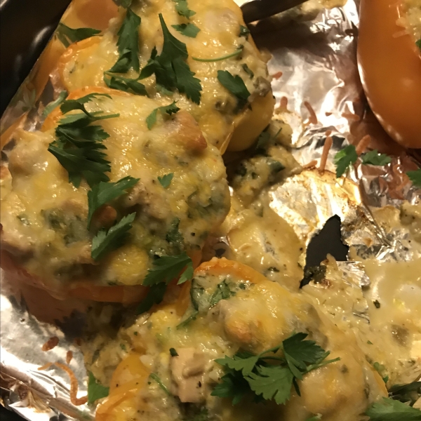 Dila's Chicken-Stuffed Peppers