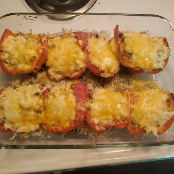 Dila's Chicken-Stuffed Peppers