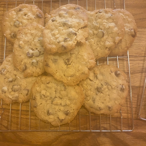 Oatmeal Chocolate Chip Cookies I