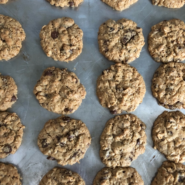 Oatmeal Chocolate Chip Cookies I