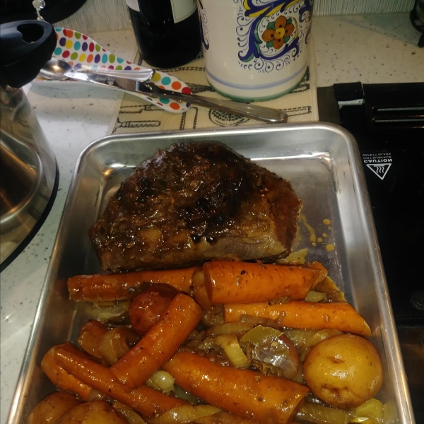 Slow Cooker Pot Roast with Malbec (Red Wine)