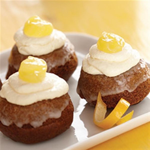 Lemon Gingerbread Mini Cakes