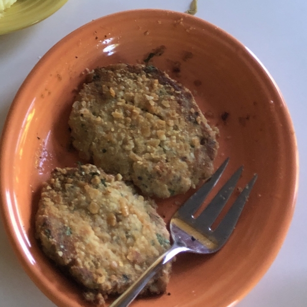 Oregon Salmon Patties