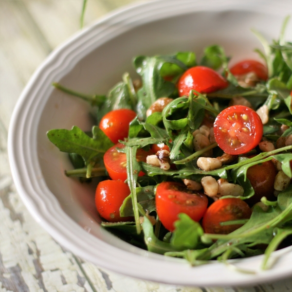 Arugula Salad with Pomegranate Molasses