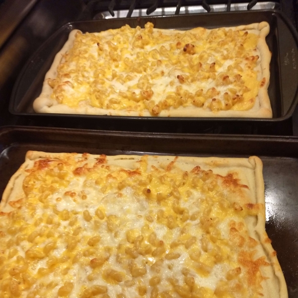 Mac-N-Cheese Pizza