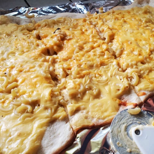 Mac-N-Cheese Pizza