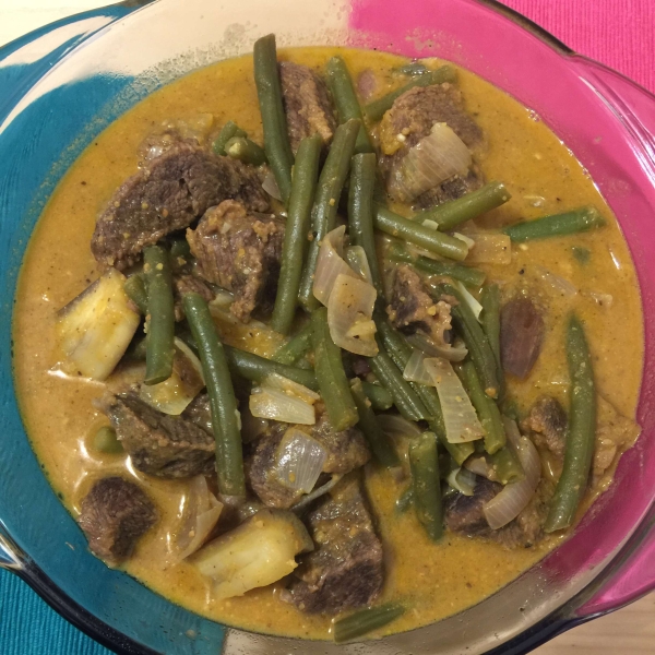 Kare Kare (Oxtail Stew)