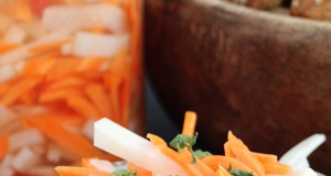 Vietnamese Pickled Daikon Radish and Carrots
