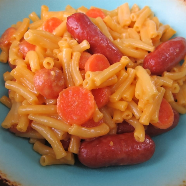Cheezy Macaroni and Little Smokies