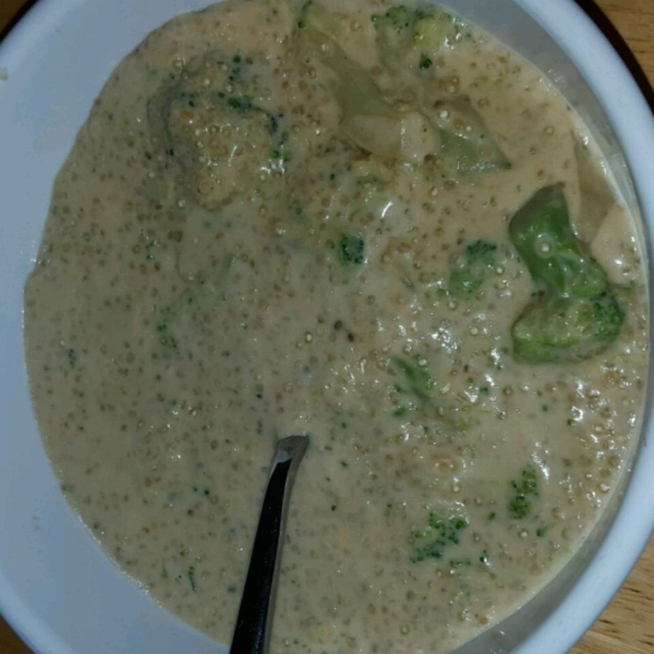 Easy Broccoli Quinoa Soup