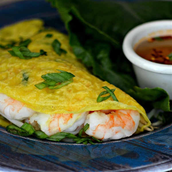 Banh Xeo (Vietnamese Crêpes)